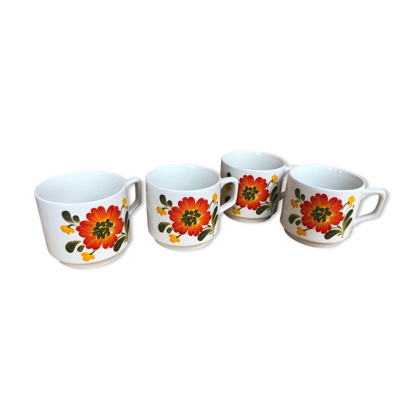 Lot de 4 mug anciens décor fleur orange vintage empilables. Etat impecable