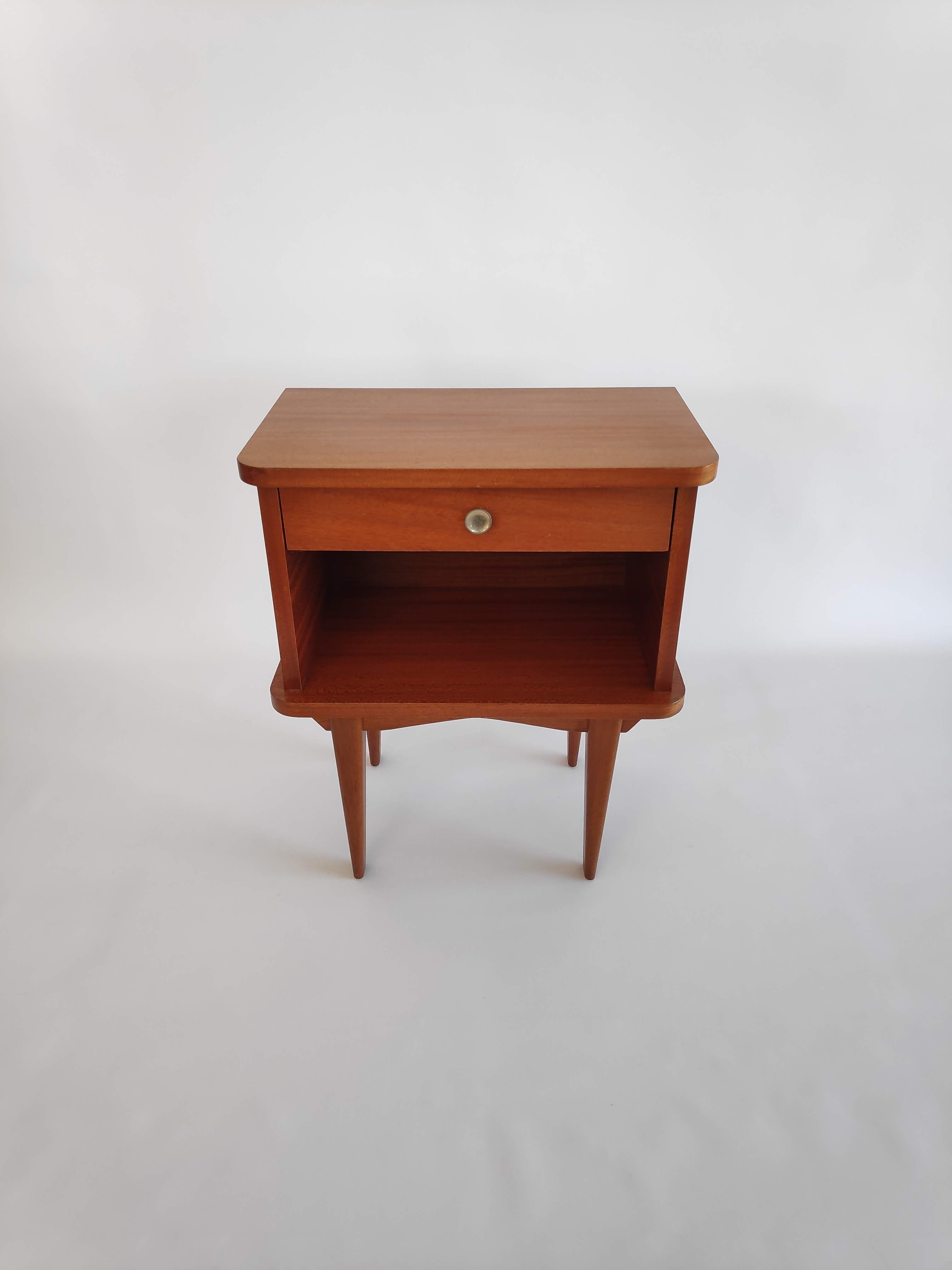 Table de nuit chevet à pieds compas des années 60