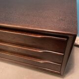 Rosewood chest of drawers