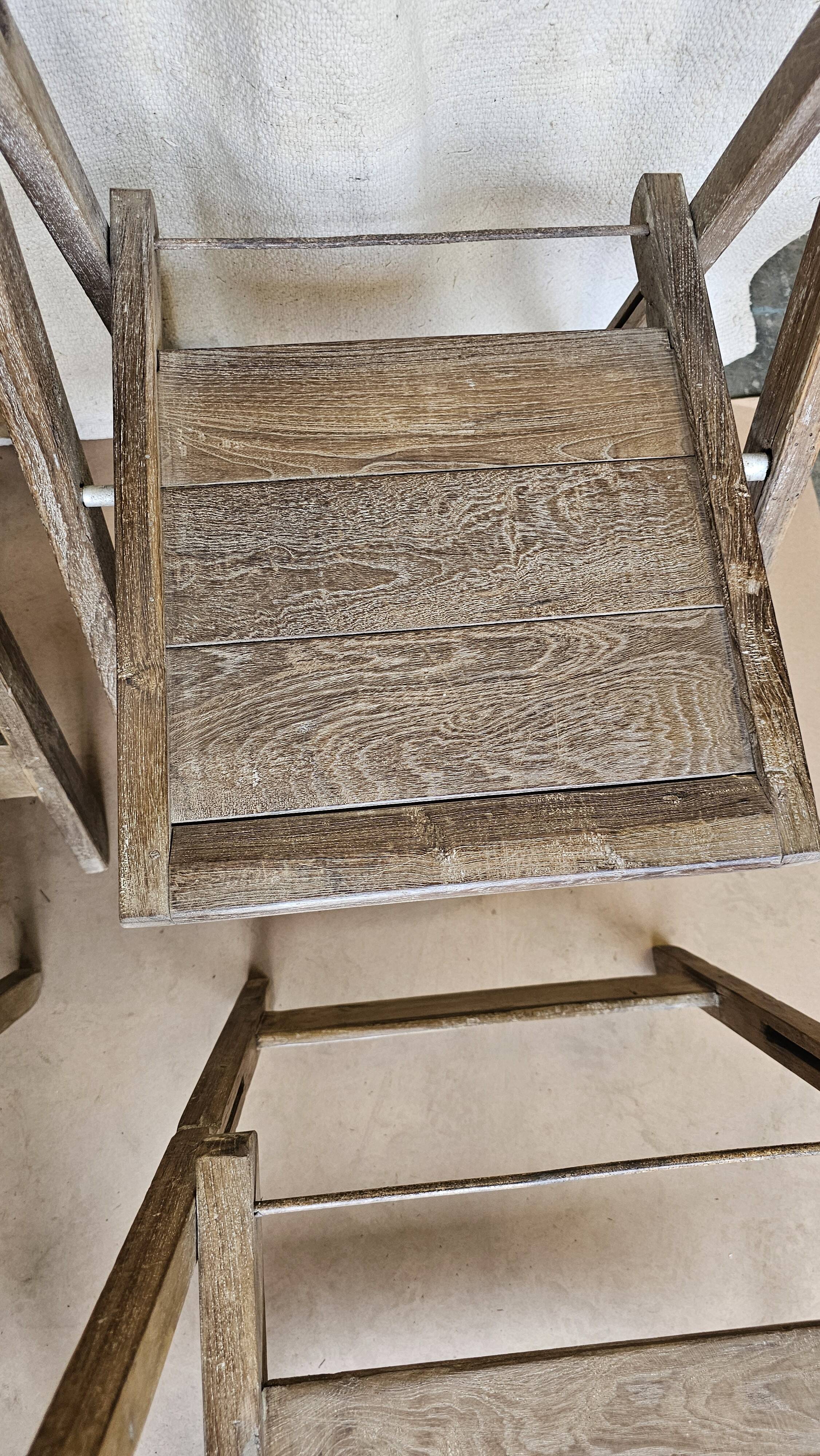 Set of 6 folding cinema chairs in teak