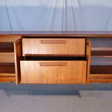 Scandinavian line in Meredew teak