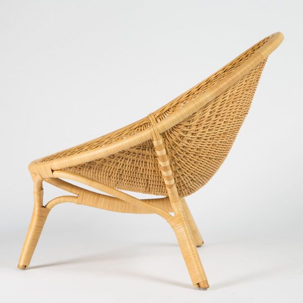 fauteuil en rotin design danois des années 50 par Nanna Ditzel