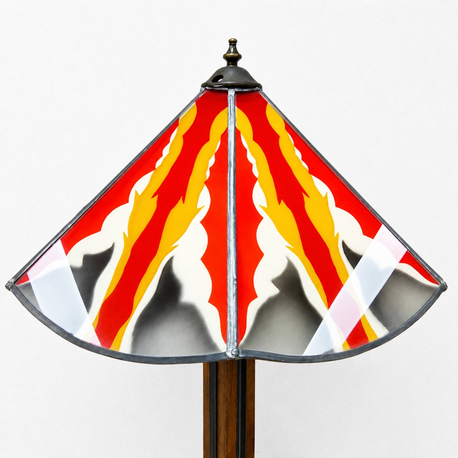 Lampe de sol Art Déco de l'École d'Amsterdam en vitrail
