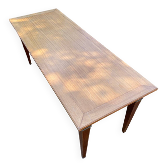 Wooden desk table