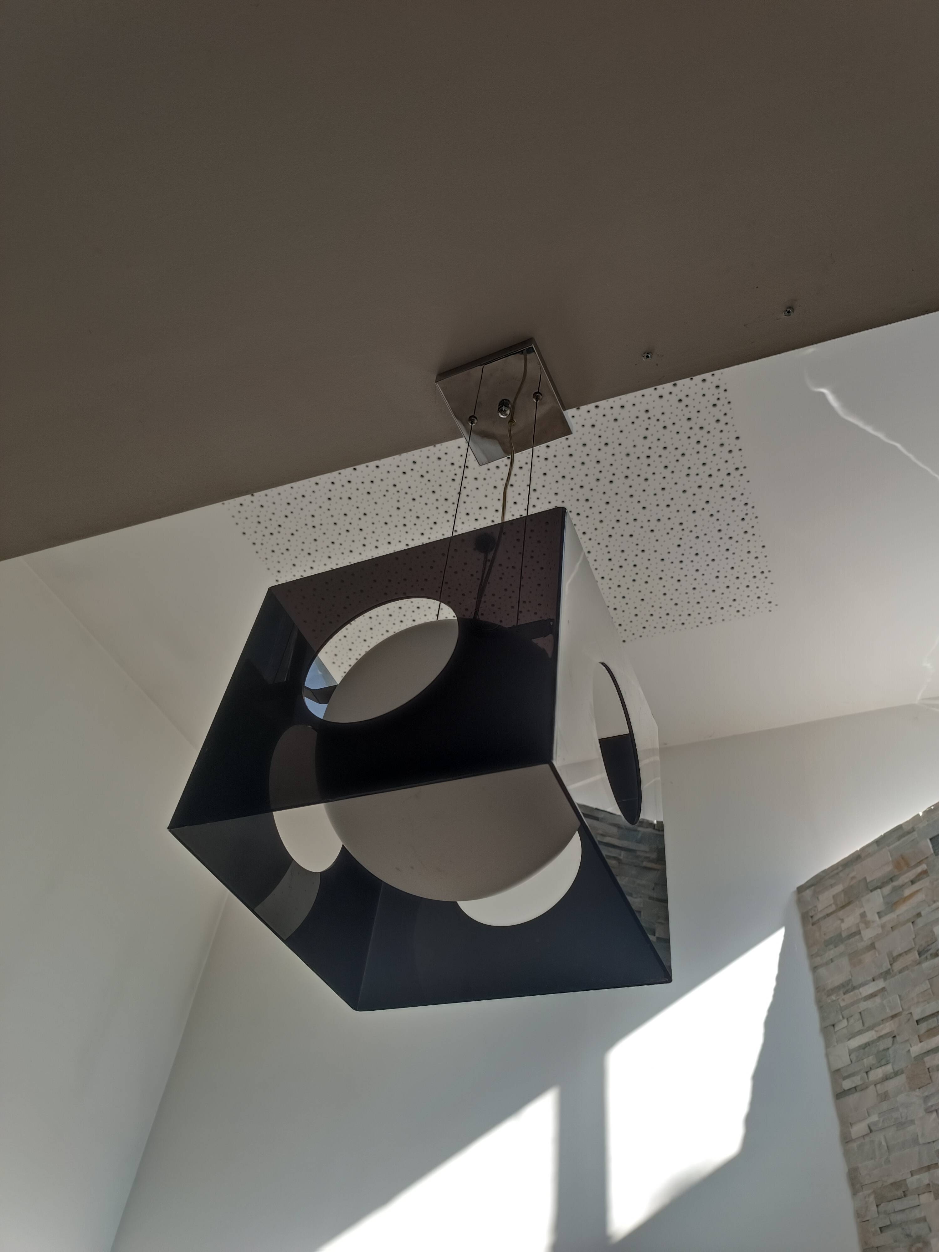 Lampe suspendue design plexiglas fumé 1990s
