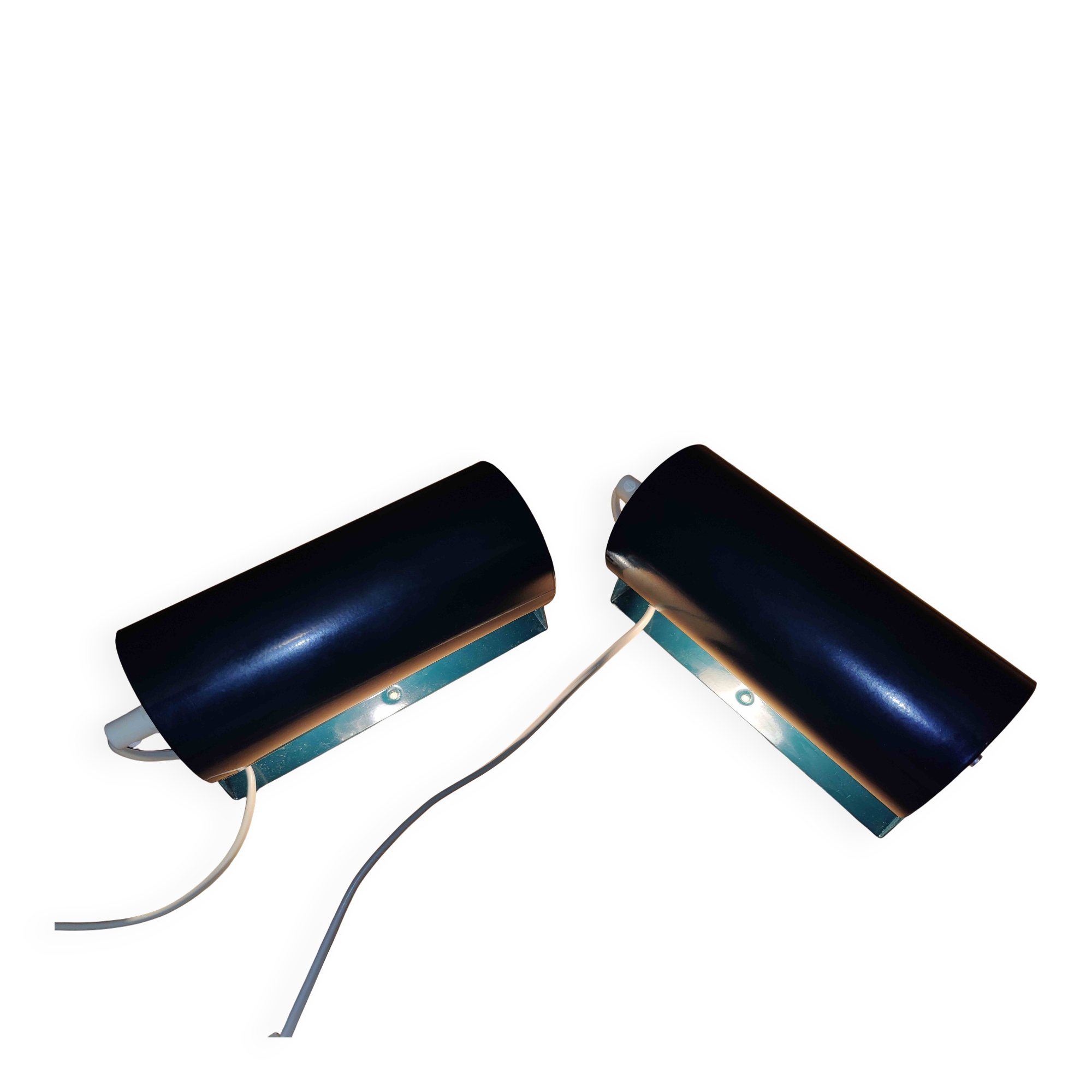 Pair of green Lod type v413 roller wall lights from Ikea.