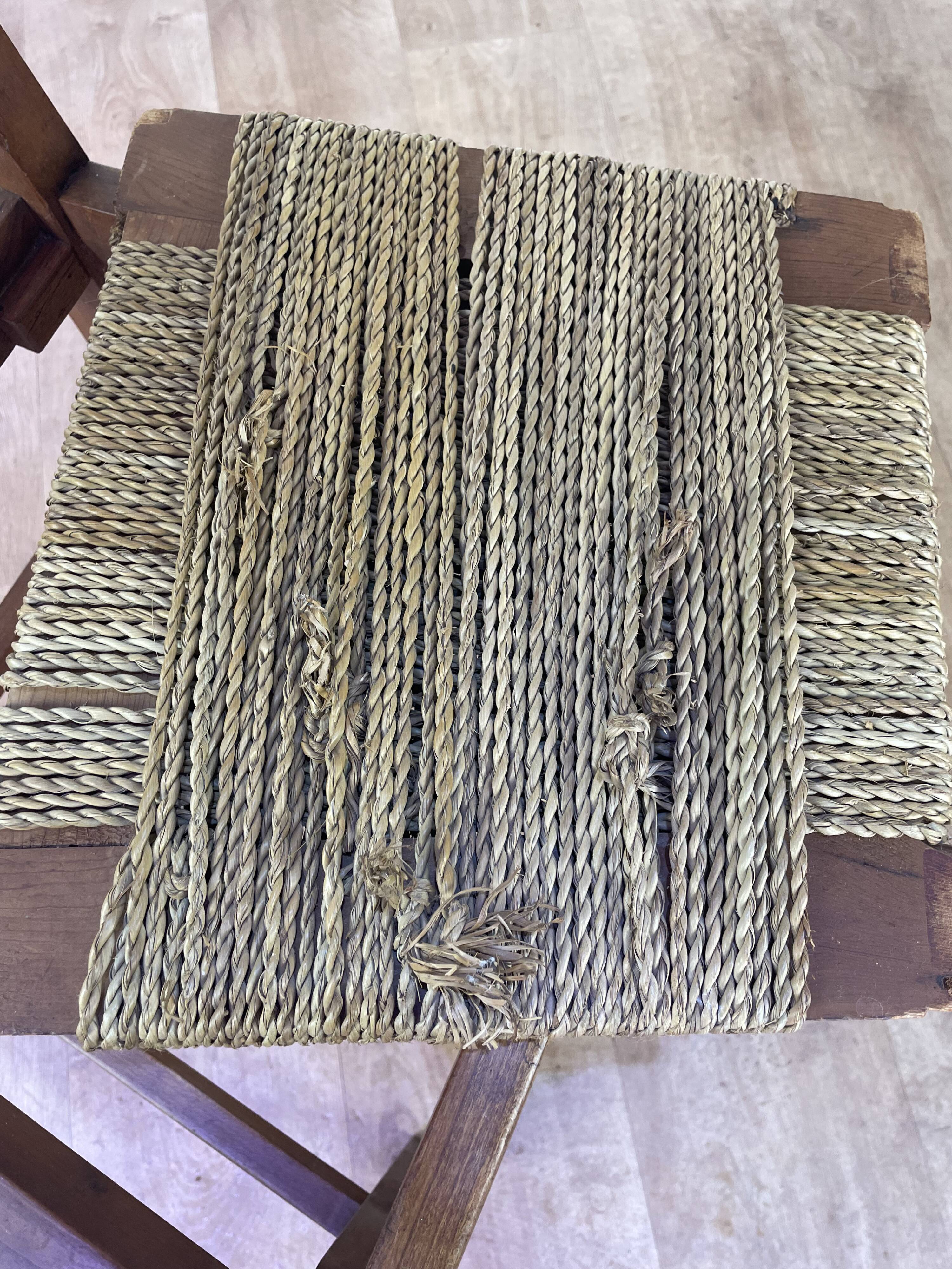 Set of 6 wooden and braided rope chairs