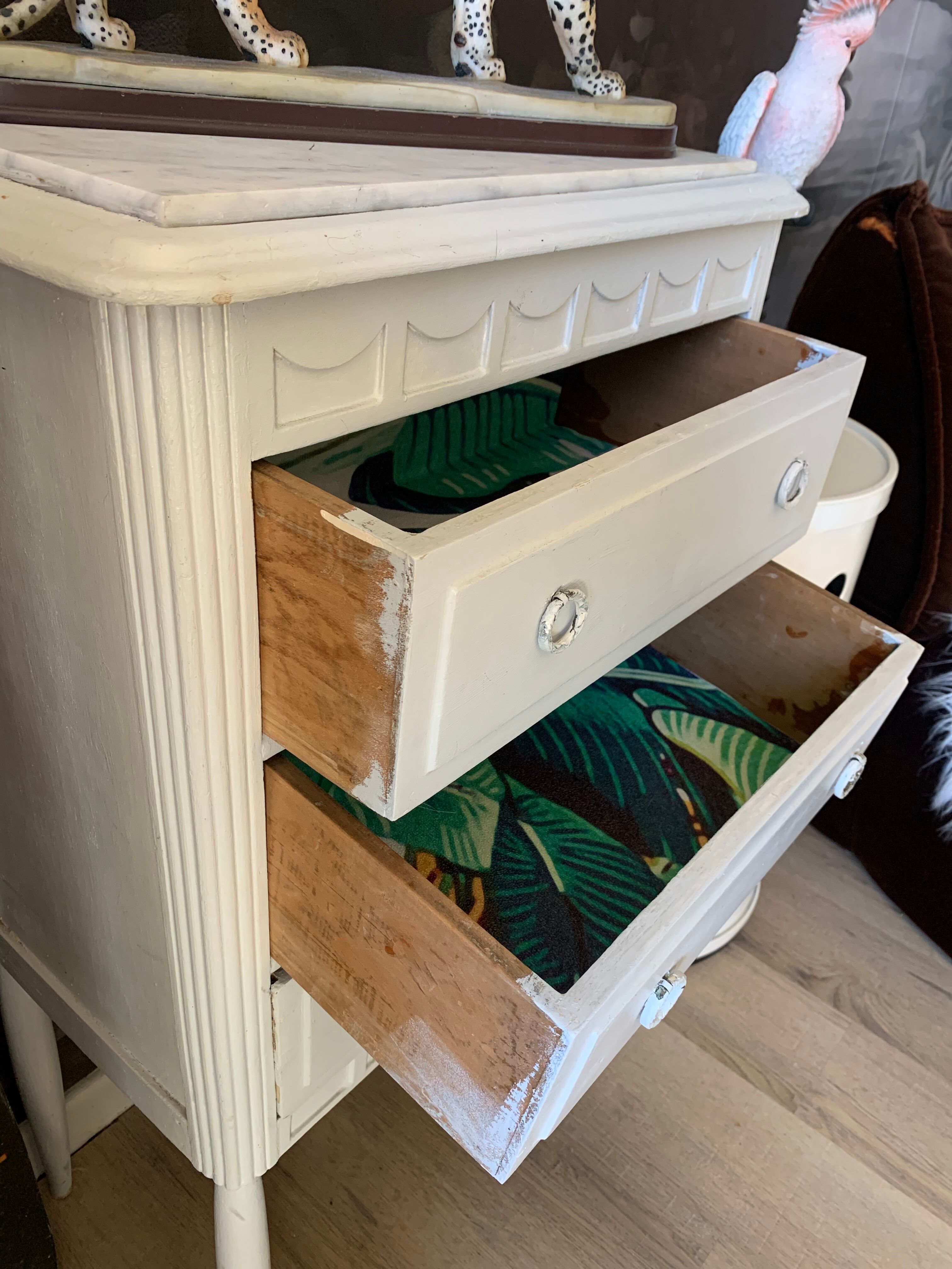 Chest of drawers from the 30s