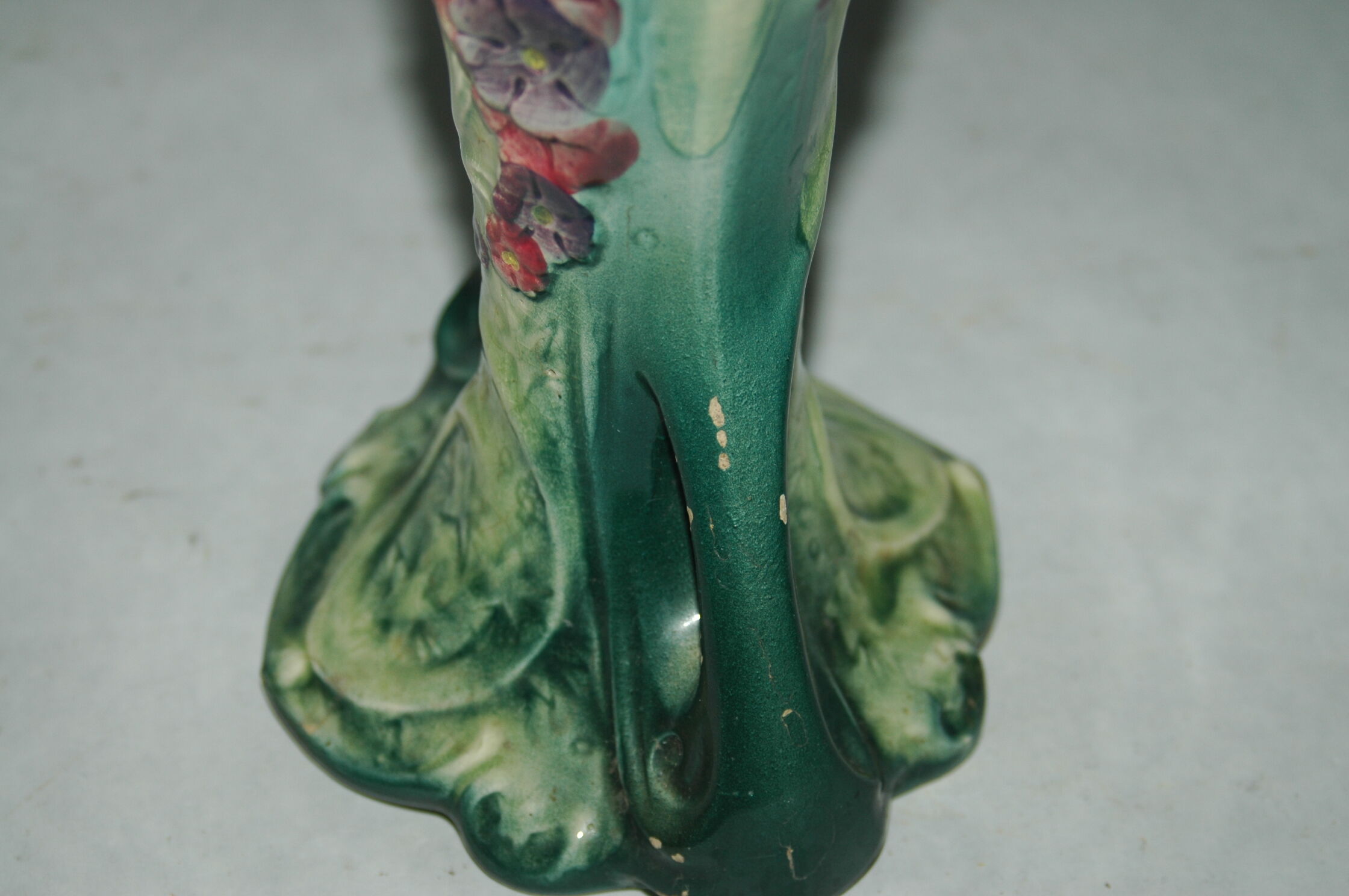 Vase en barbotine art-nouveau