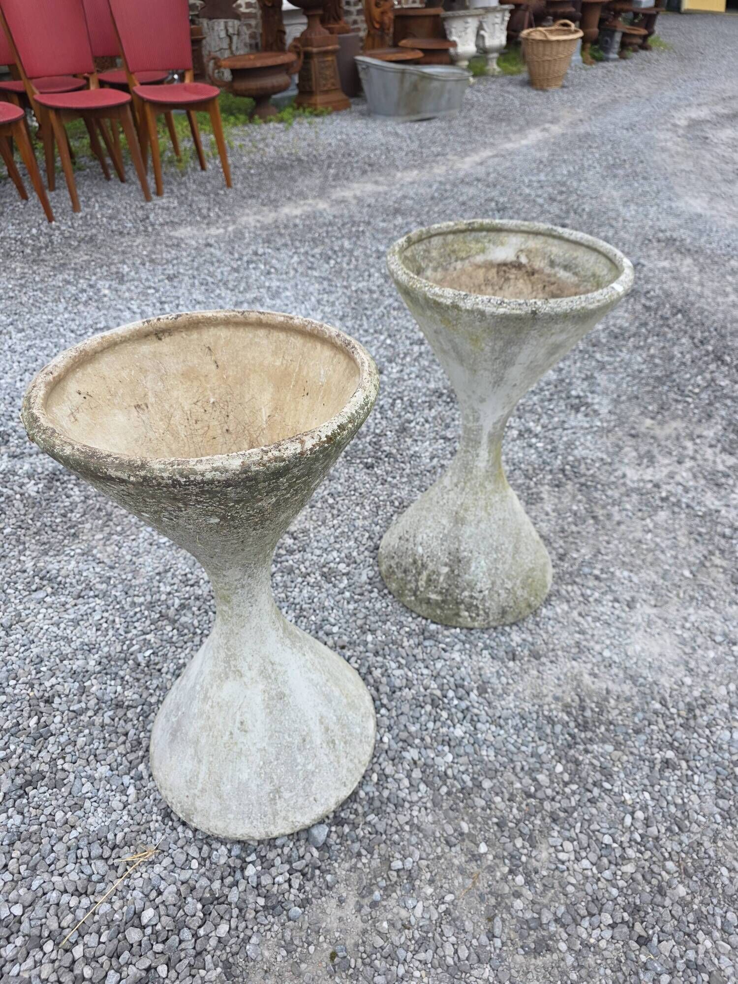 Pair of diabolos in eternit by Willy Guhl and Anton Bee – 1960