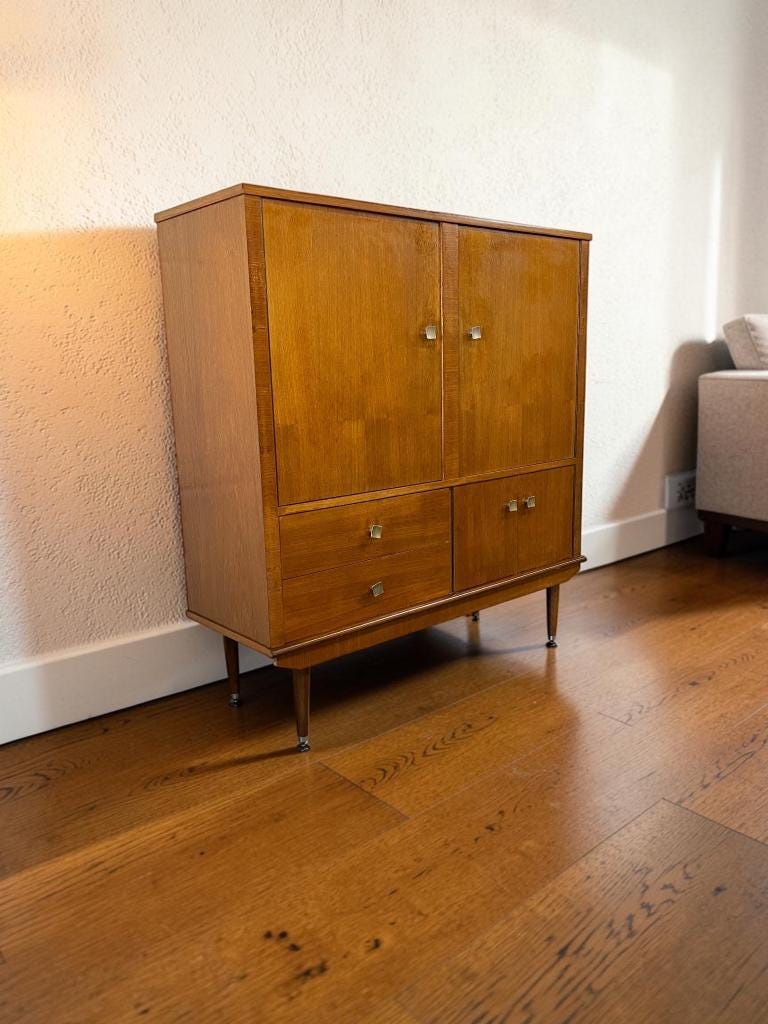 Vintage wooden bar buffet / wall unit / cupboard