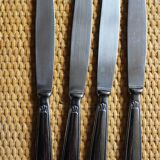 Lot 8 couteaux inox coquillages trois lobes