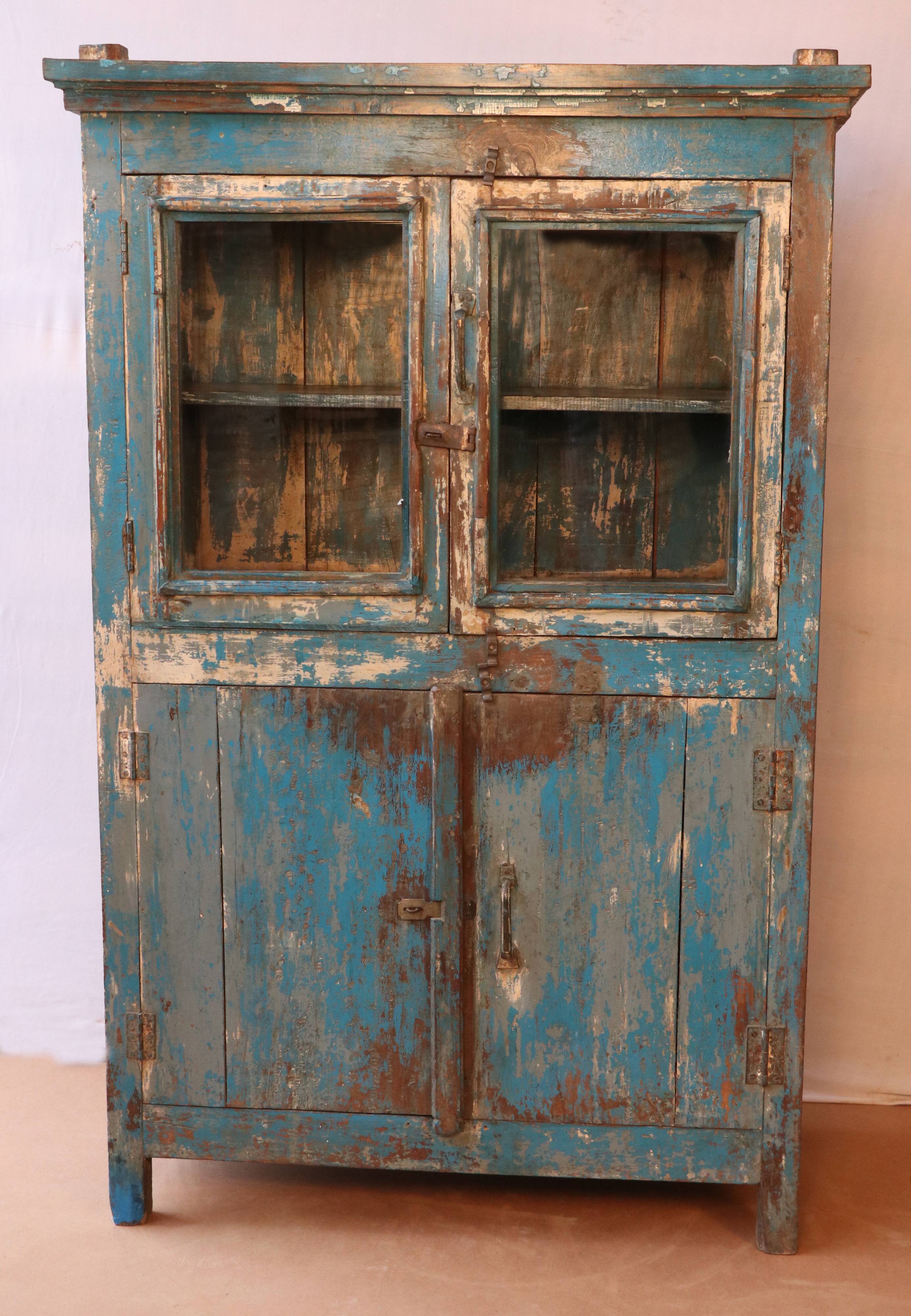 Old Burmese teak vessel Blue-ecru patina