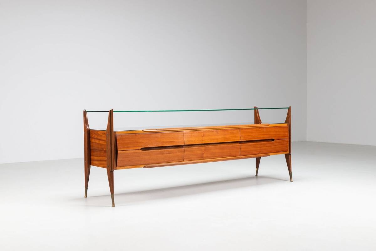 Buffet italien en noyer G. Cecchini e C. Cantu Italie 1950