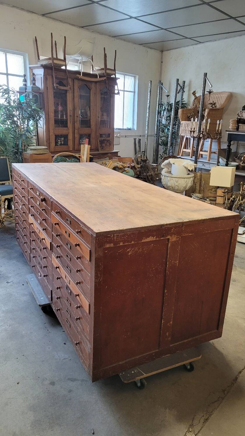 Meuble de Métier Magasin à 60 tiroirs - 1950s