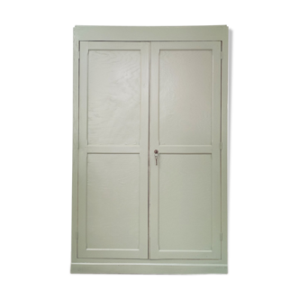 Vintage parisian wardrobe