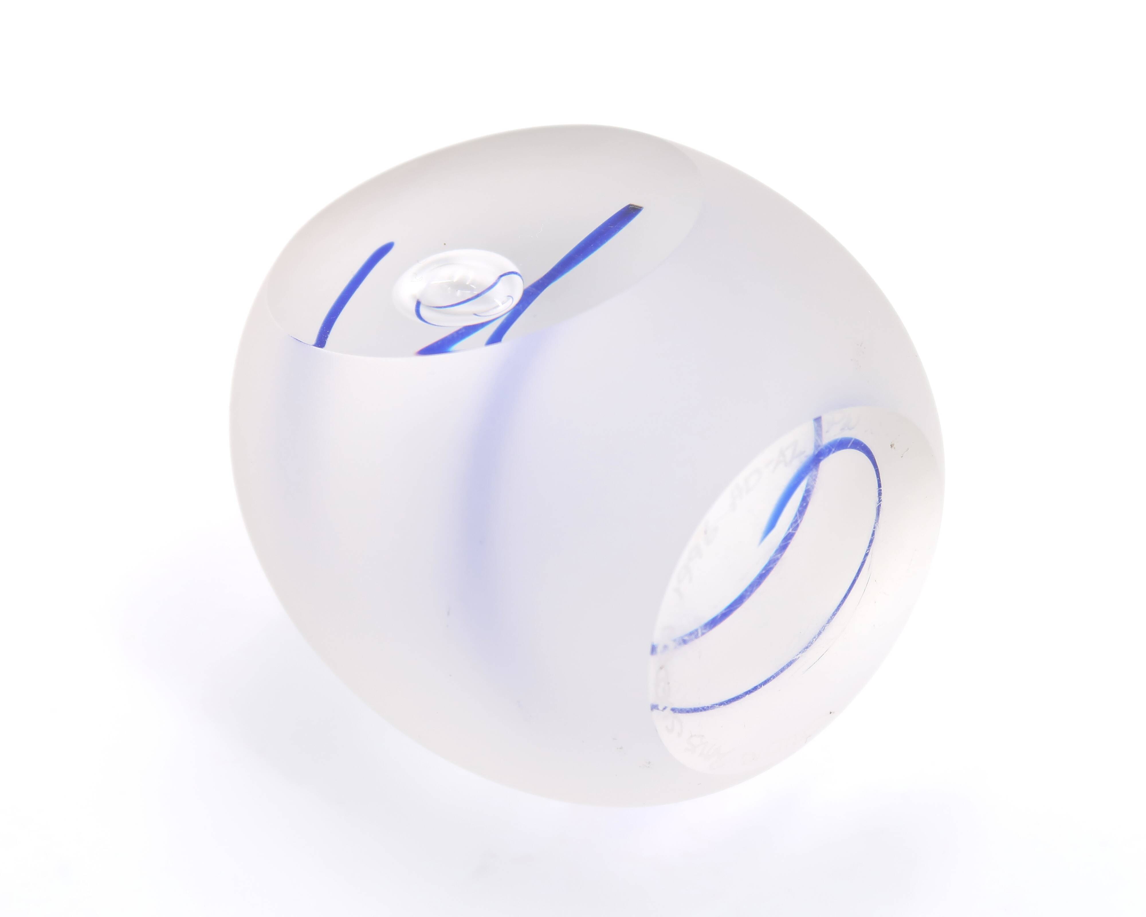 Sculpture scandinave suédoise en verre, années 90