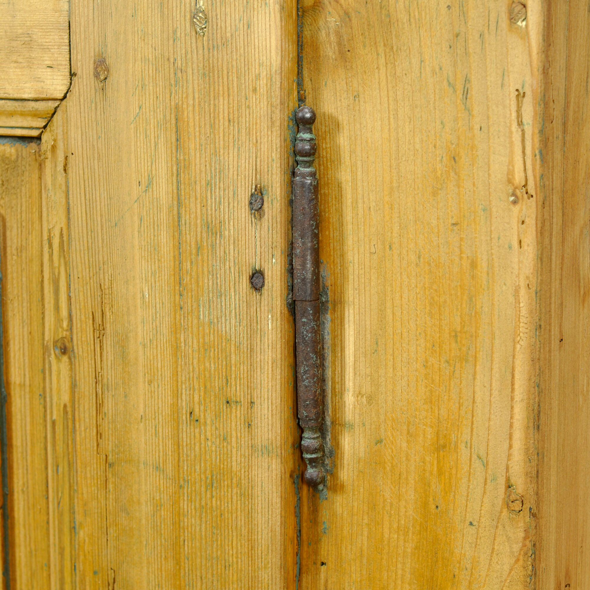 Cabinet en pin, vers 1900