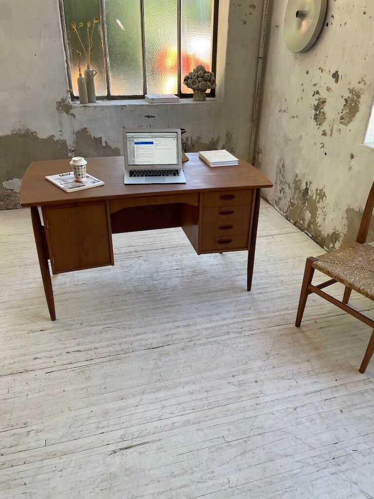 Scandinavian "boomerang" two-sided teak desk Midtjydsk Mobelfabrilk