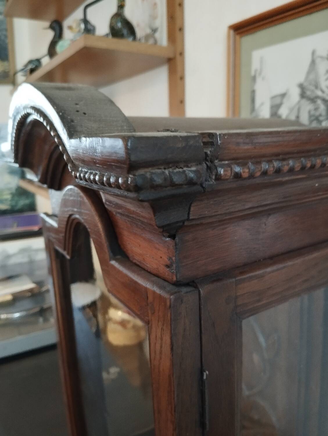 Late 19th Antique Showcase