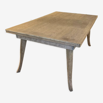 Table with extensions