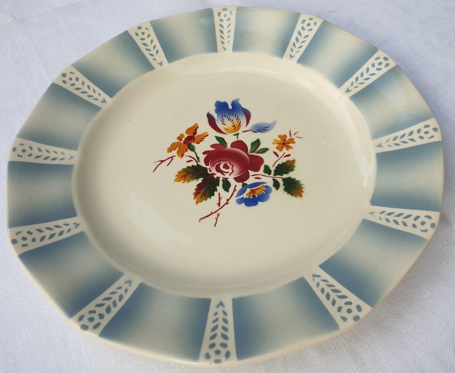 Set 10 plates Claude de Sarreguemines 1930