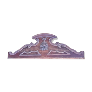 fronton d'armoire en