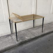 Bout de canapé