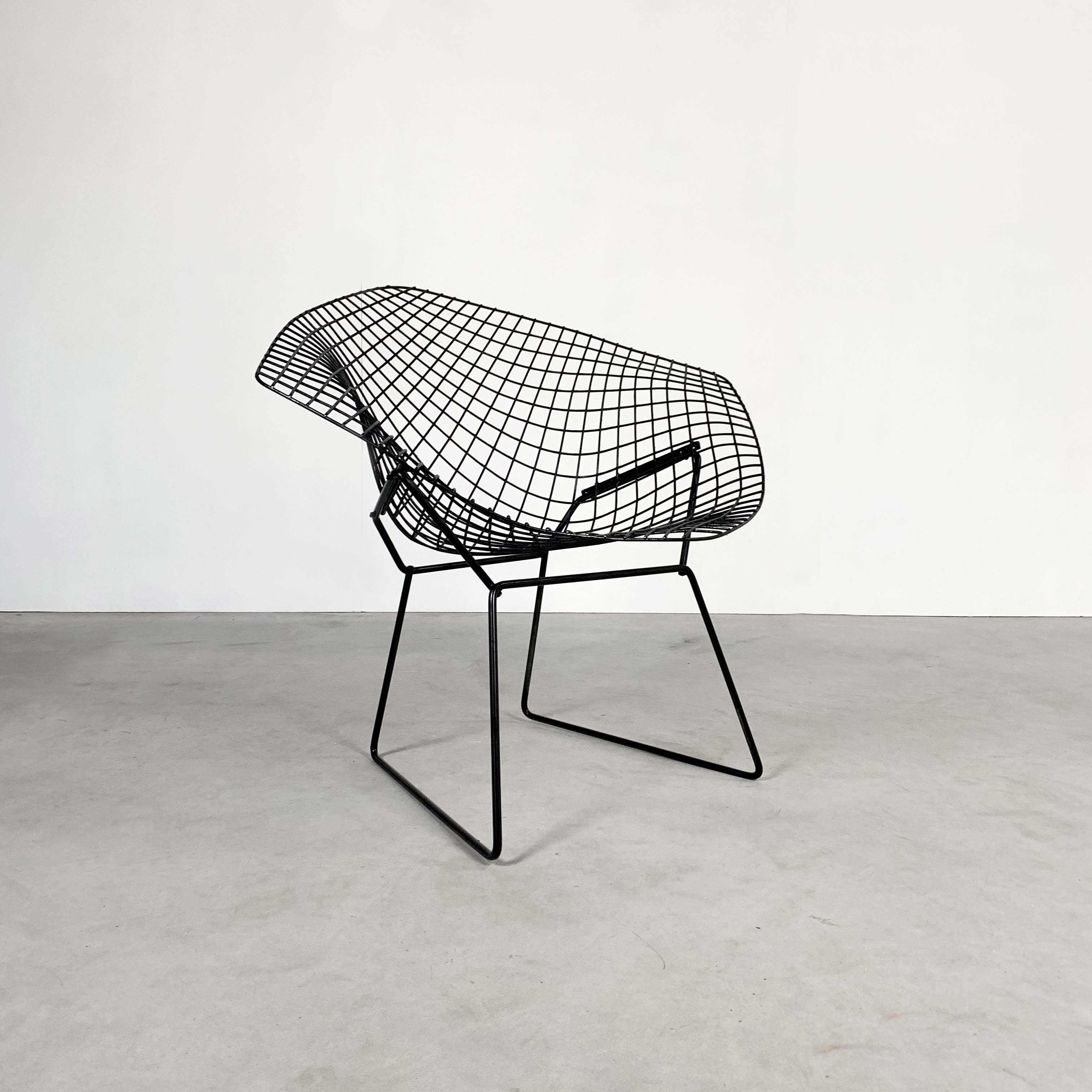 Diamond armchair  by Harry Bertoia for Knoll, 1980