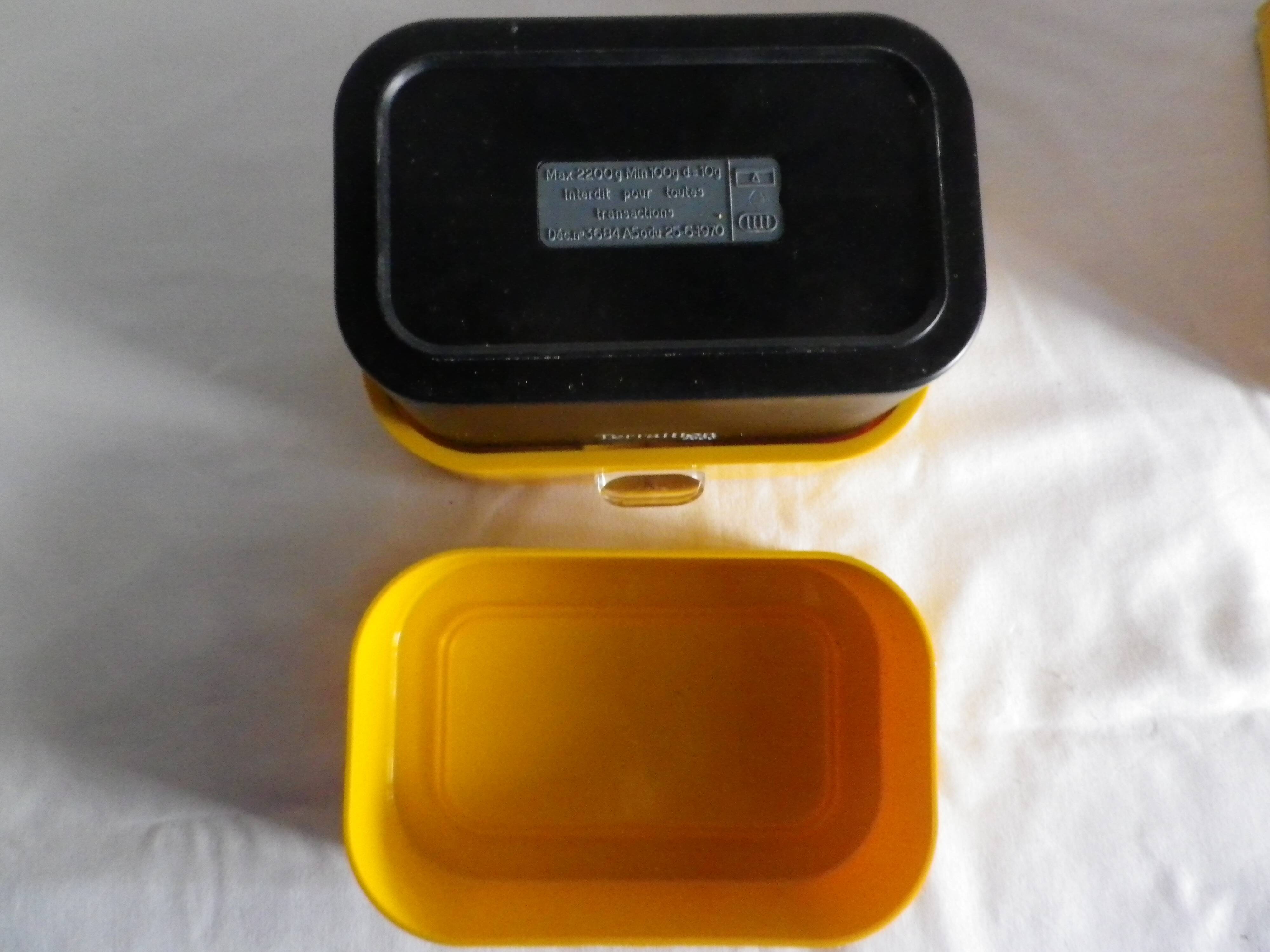 yellow Terraillon scale