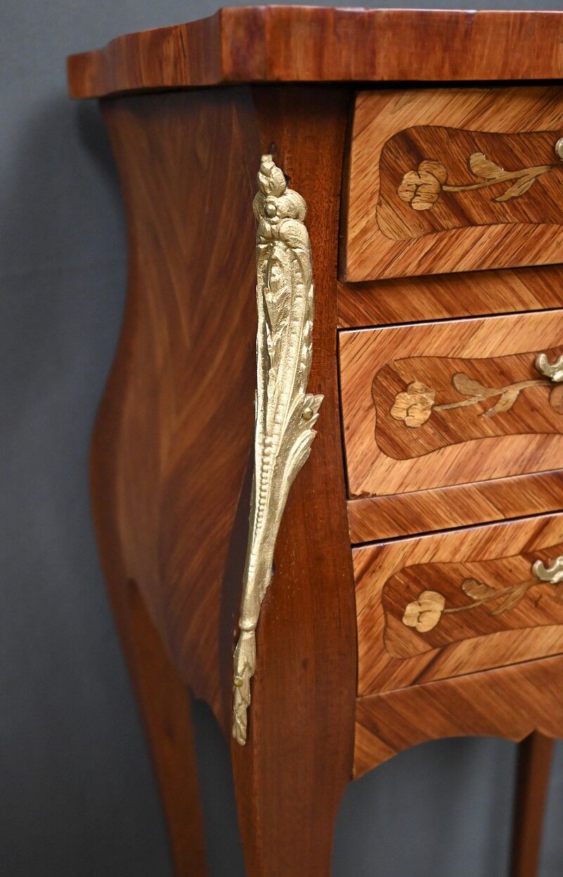 Pair of bedside tables in marquetry, Louis XV style – Mid 20th century