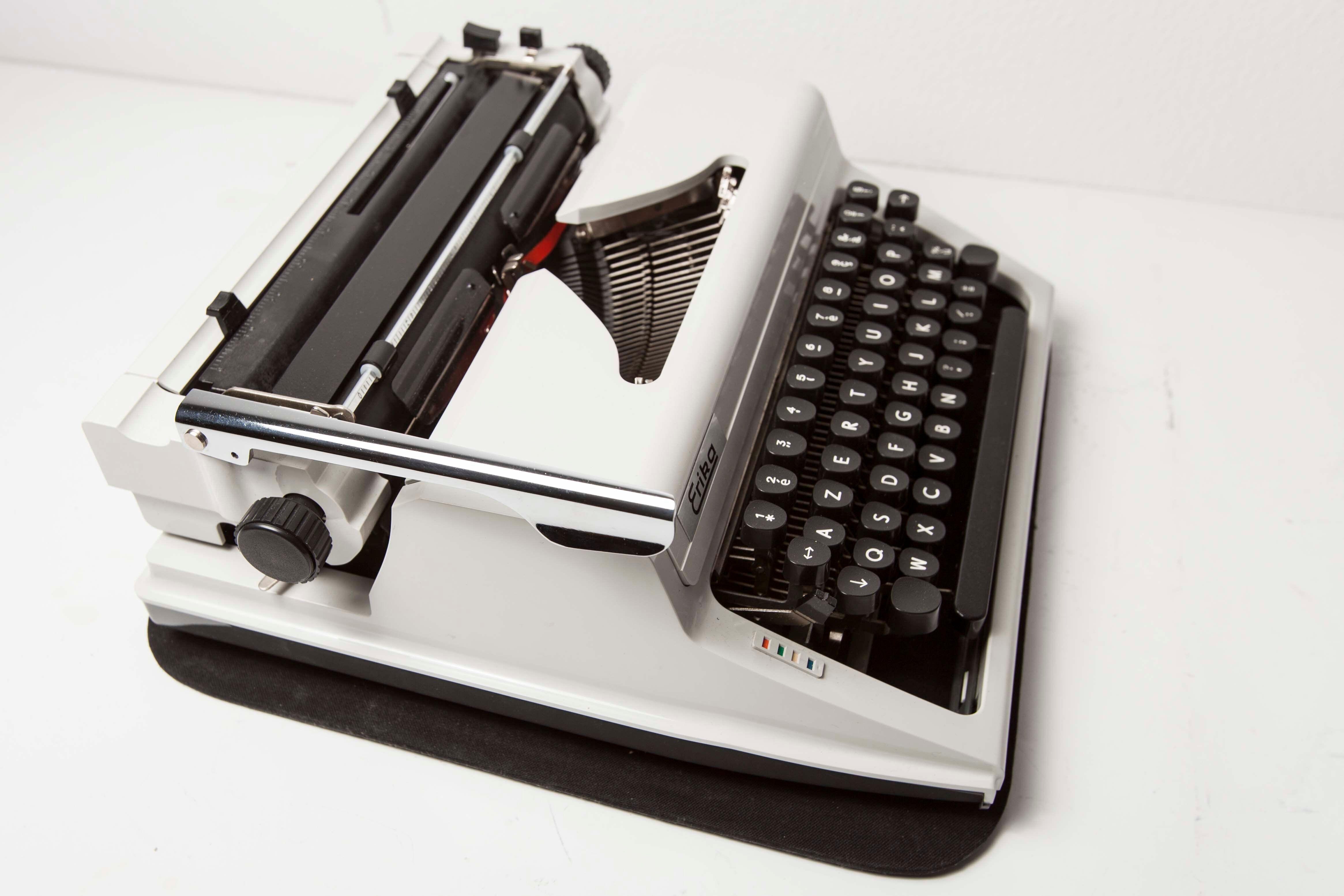 Erika typewriter model 106 portable