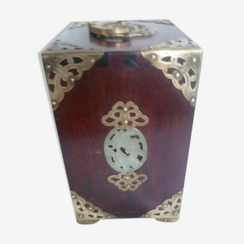 Mother-of-pearl wood jewelry box & chinoiserie brass