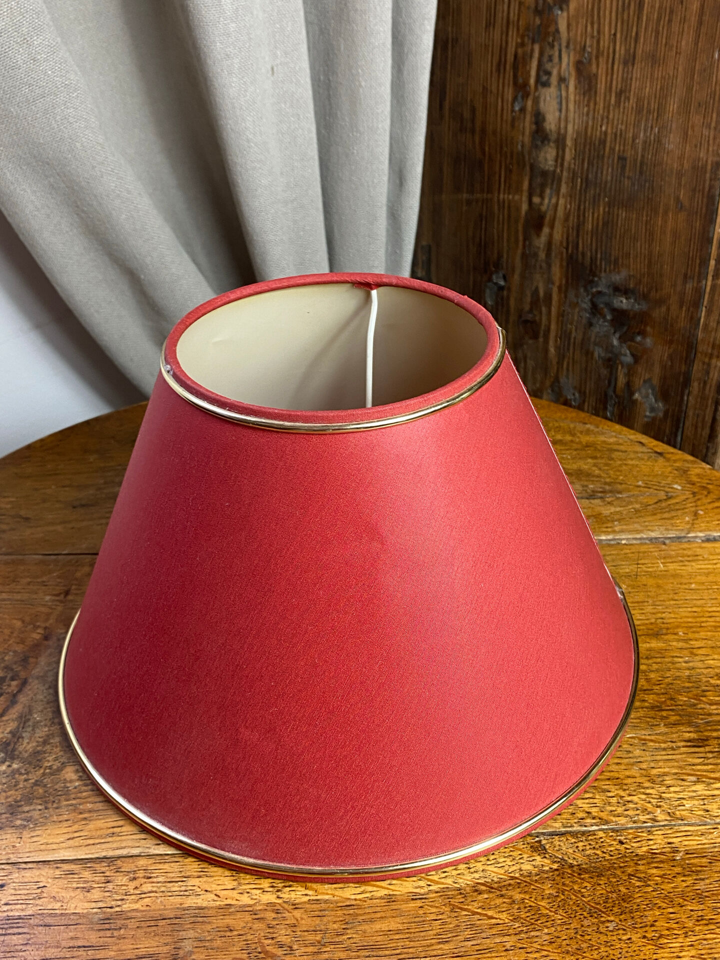 Cracked ceramic lamp, fabric shade, 1980s.