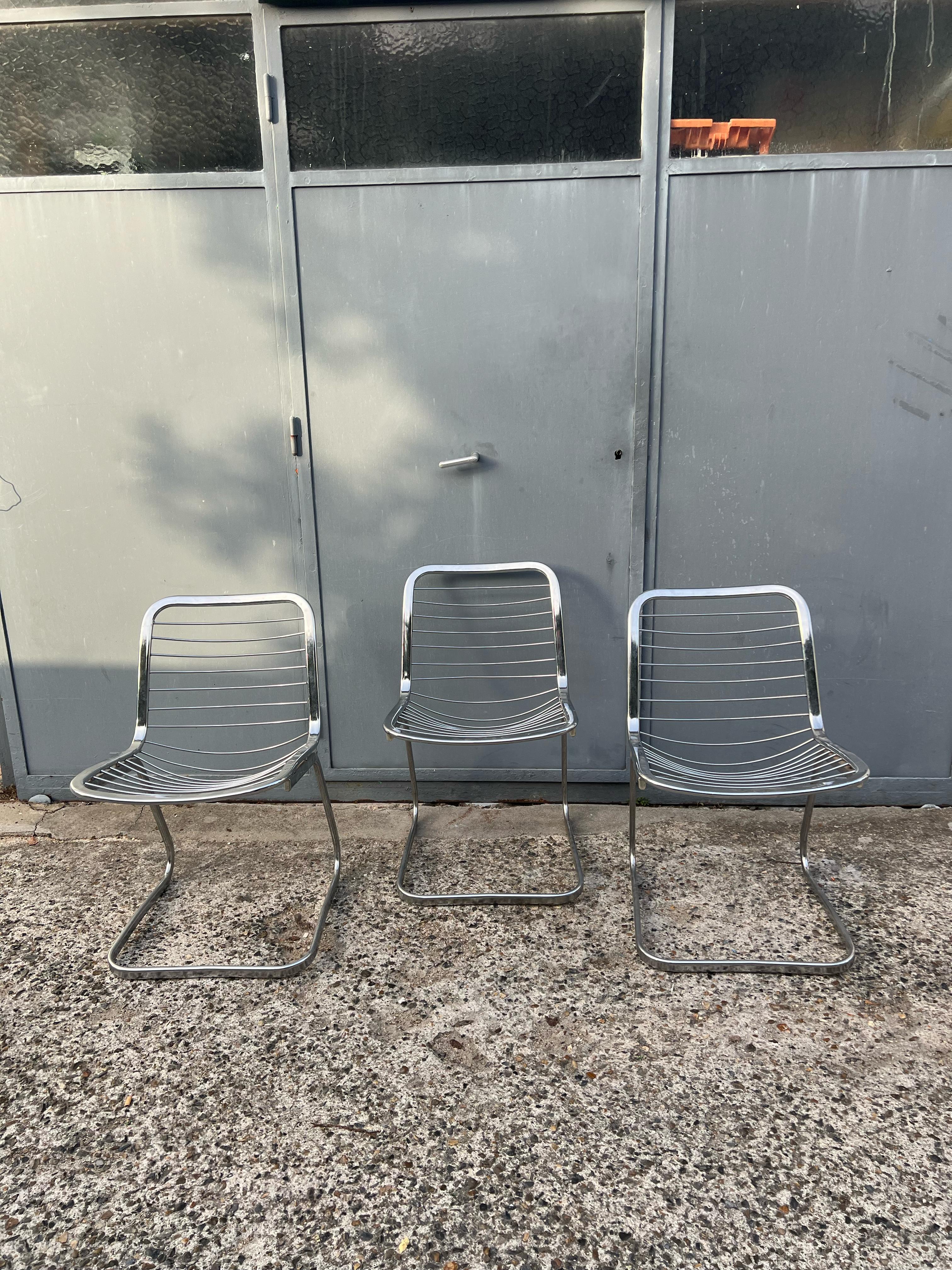 Vintage Italian design chrome metal chair from the 70s