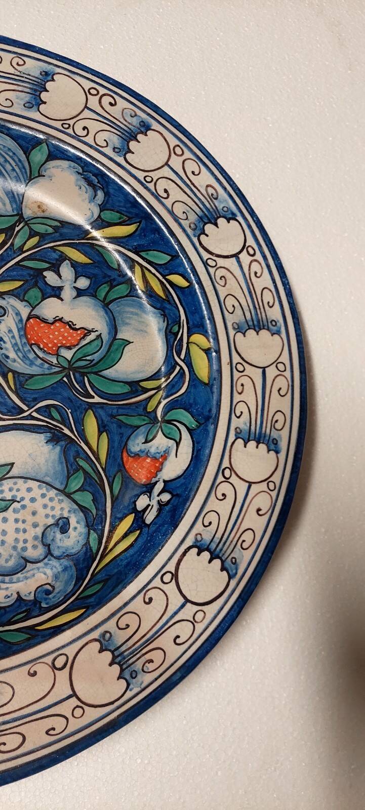 Large painted plate G. Licata Sciacca