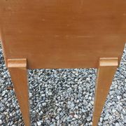 Vintage pair of bedside tables from the 1950s in sycamore and a mirror.