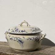 Iron earth tureen, Hirondelle model from the Lafitte factory in Bordeaux - old earthenware