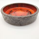 Coupe brutaliste en grès émaillé orange et rouge