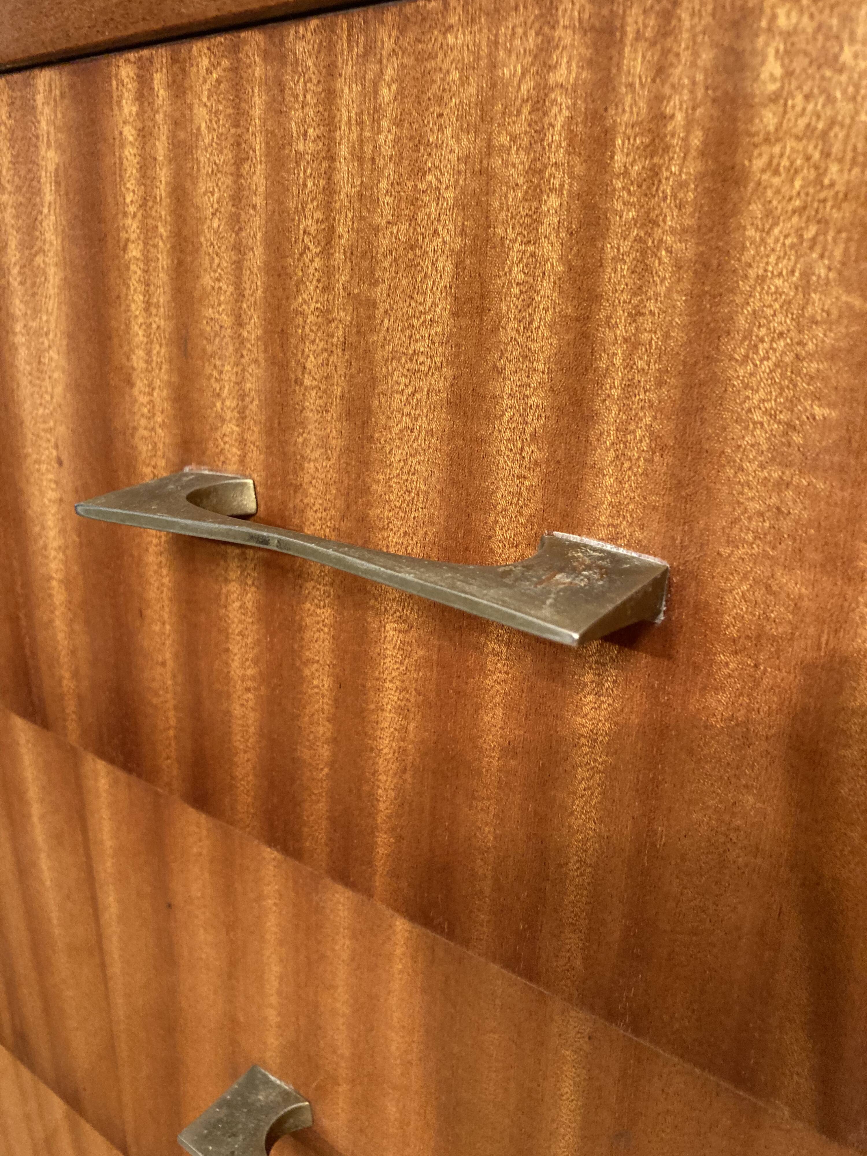 Vintage chest of drawers spindle feet