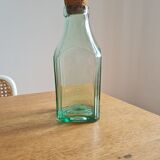 Bouteille  en verre  soufflé vert