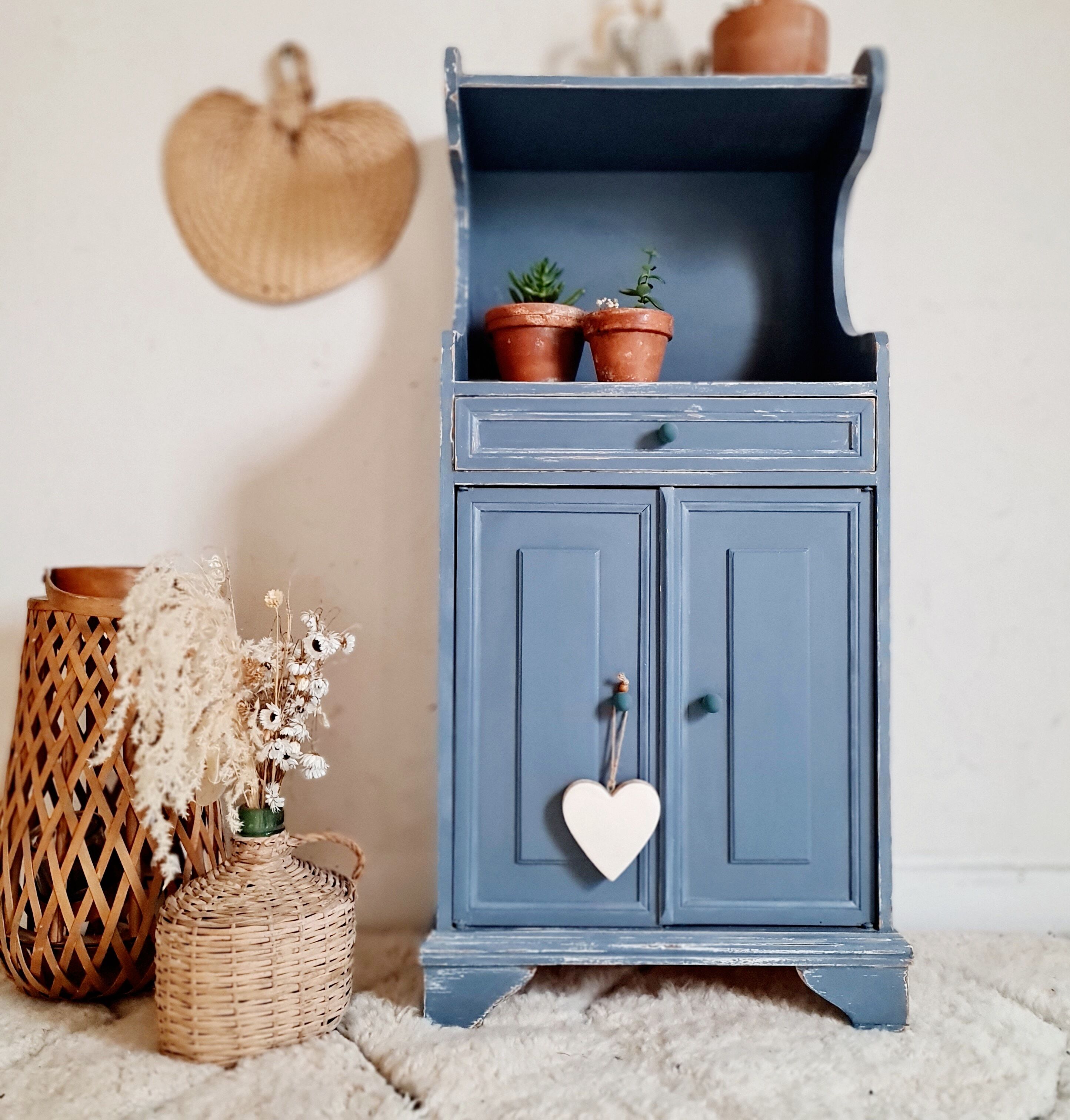 Parisian buffet in blue wood