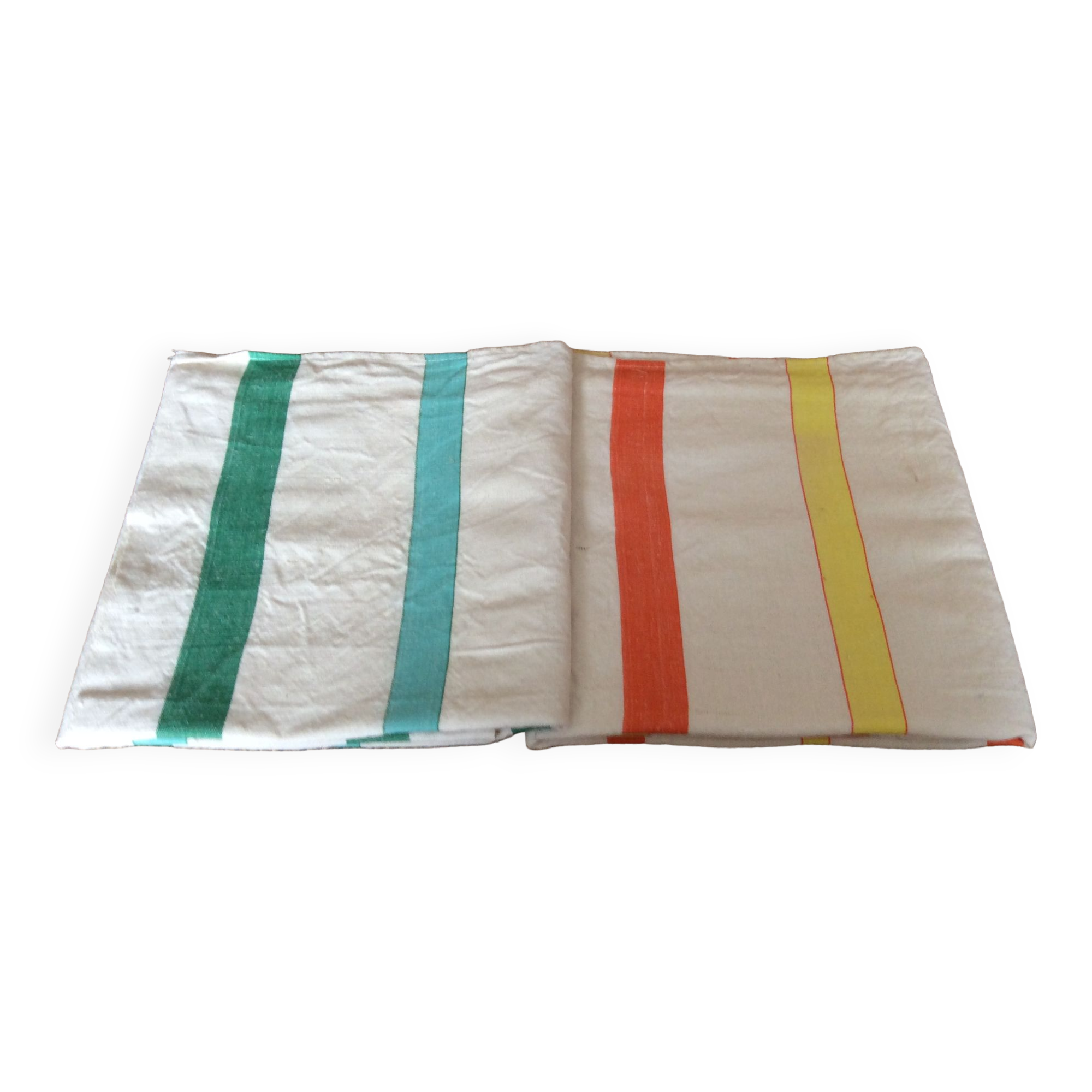 2 vintage tea towels