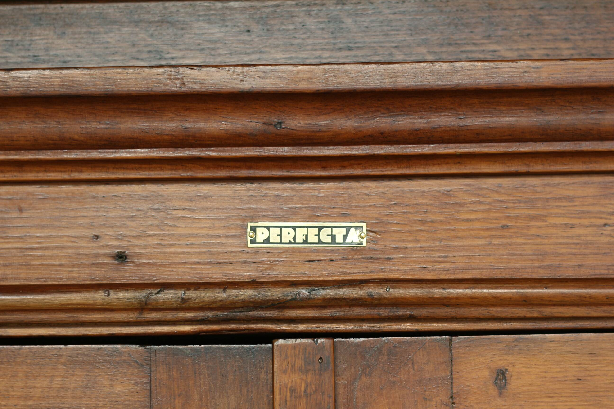 Notary's cabinet PERFECTA in walnut. Restored (circa 1930)