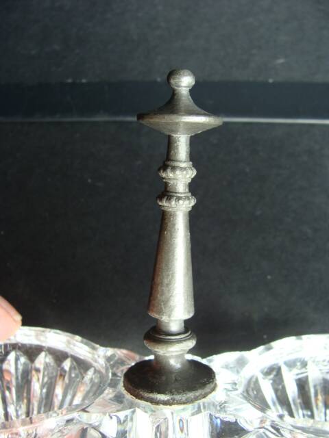 Double salt cellar in crystal and tin