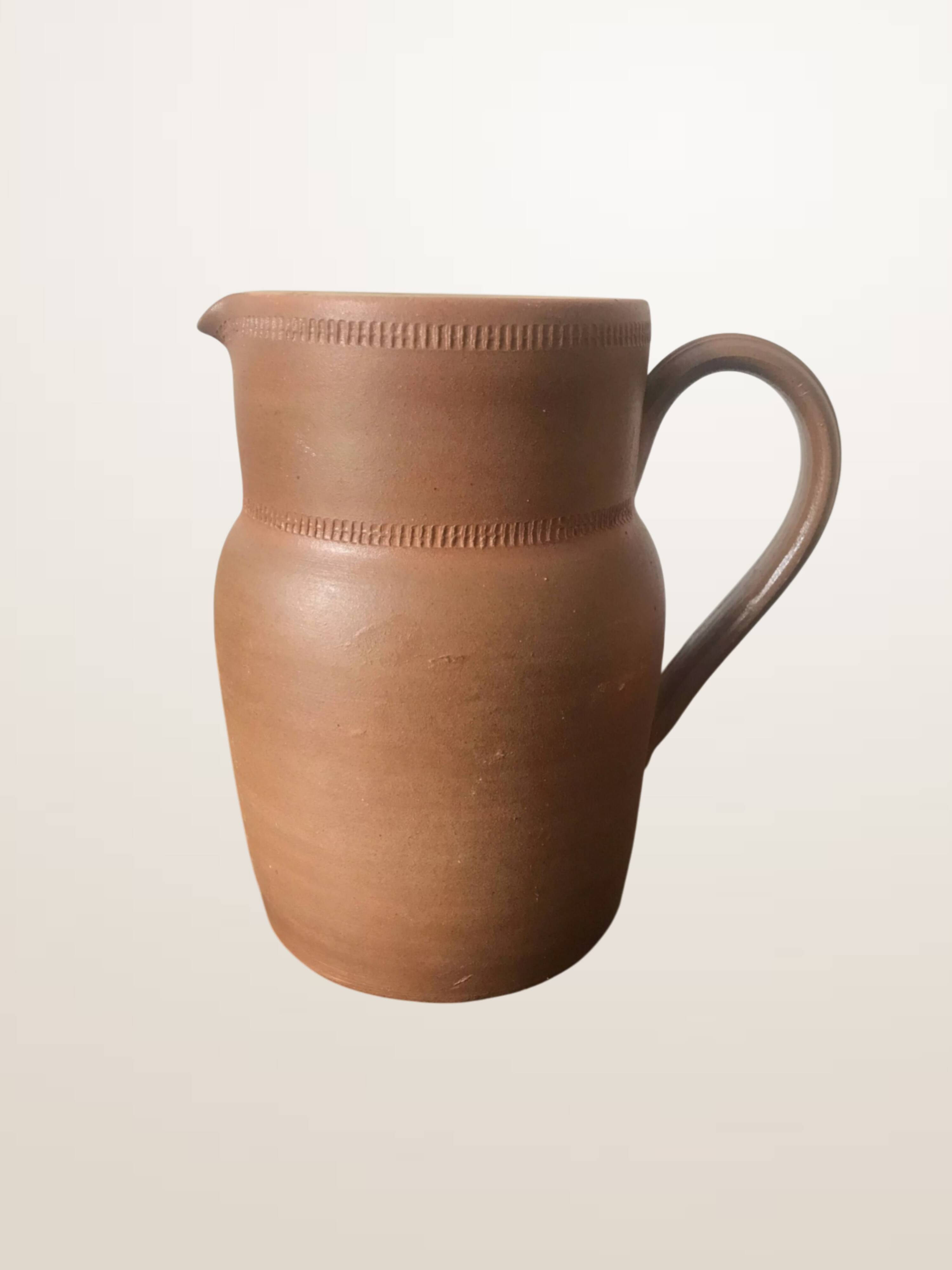 Set of 3 matte stoneware jugs