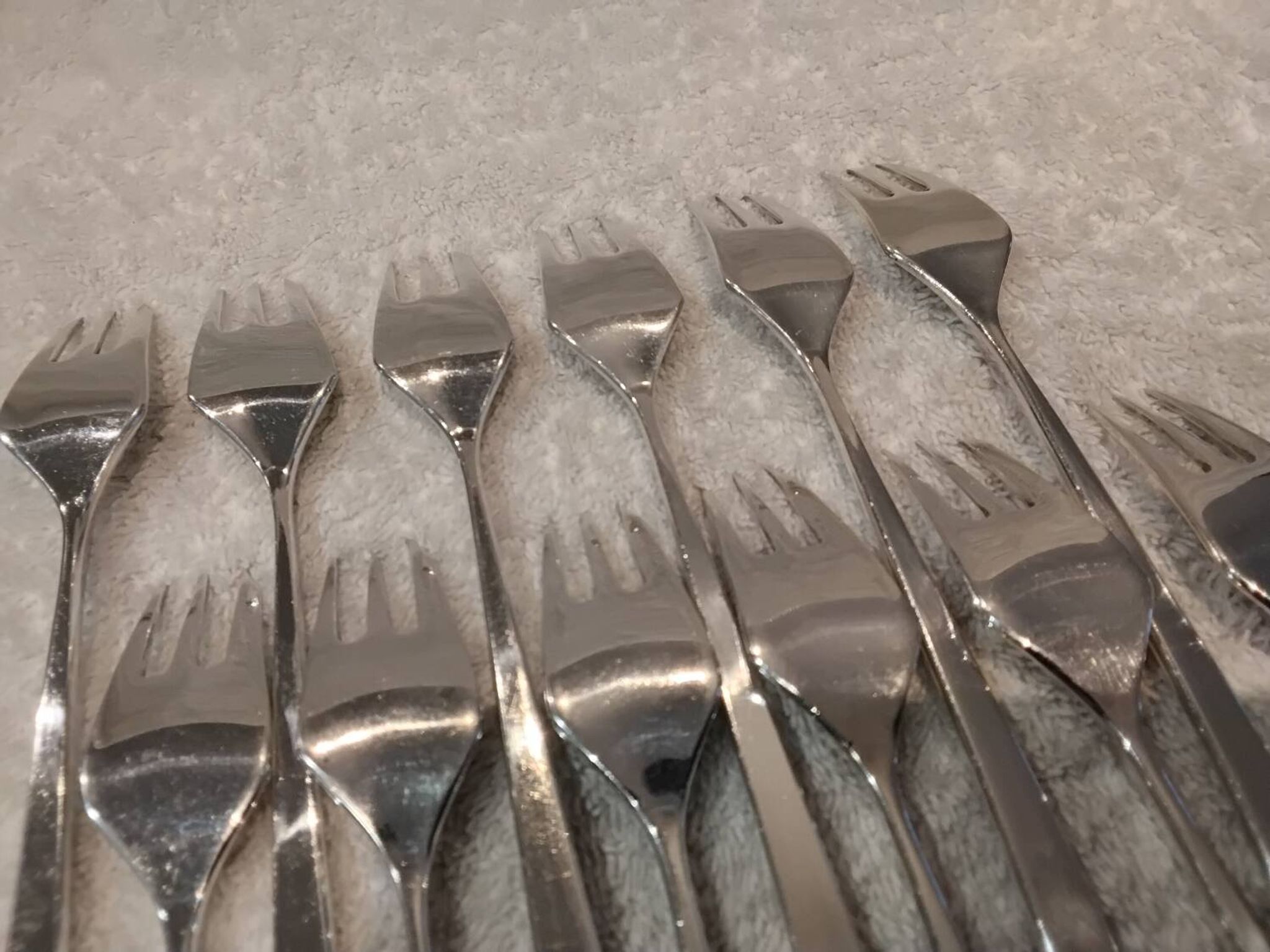 12 fourchettes à gateaux métal argenté orfèvre Ercuis Horizon 14,9cm