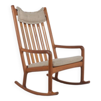 Danish rocking chair designed by Hans Olsen for Juul Kristensen, 1960s