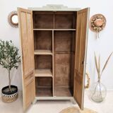 Armoire parisienne