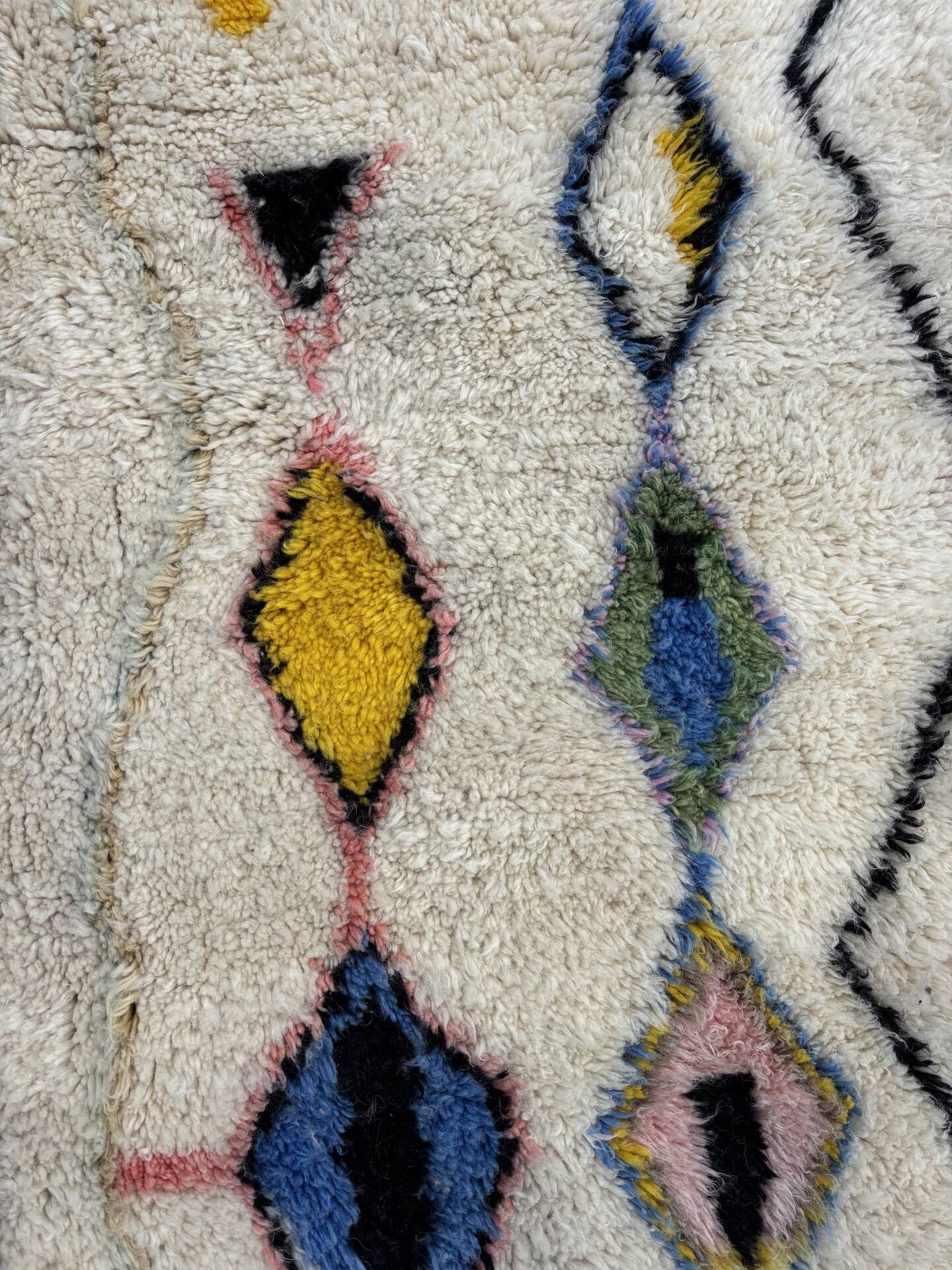 New Moroccan Berber rug M'rirt – 200x300 cm – Multicolored diamonds